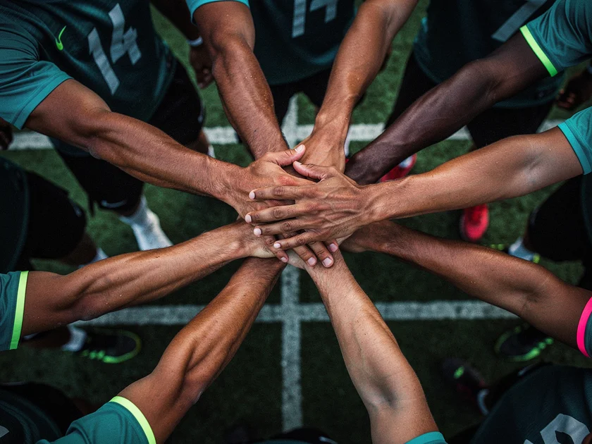 Vancouver Canucks End 7-Game Skid With 6-3 Win Over Blackhawks